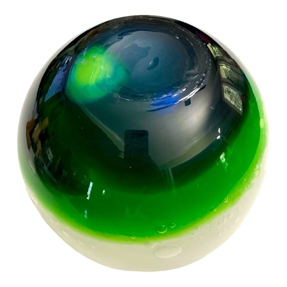 Italian Murano Style Hand Blown Art Glass Round Vase Green White Bubble 7